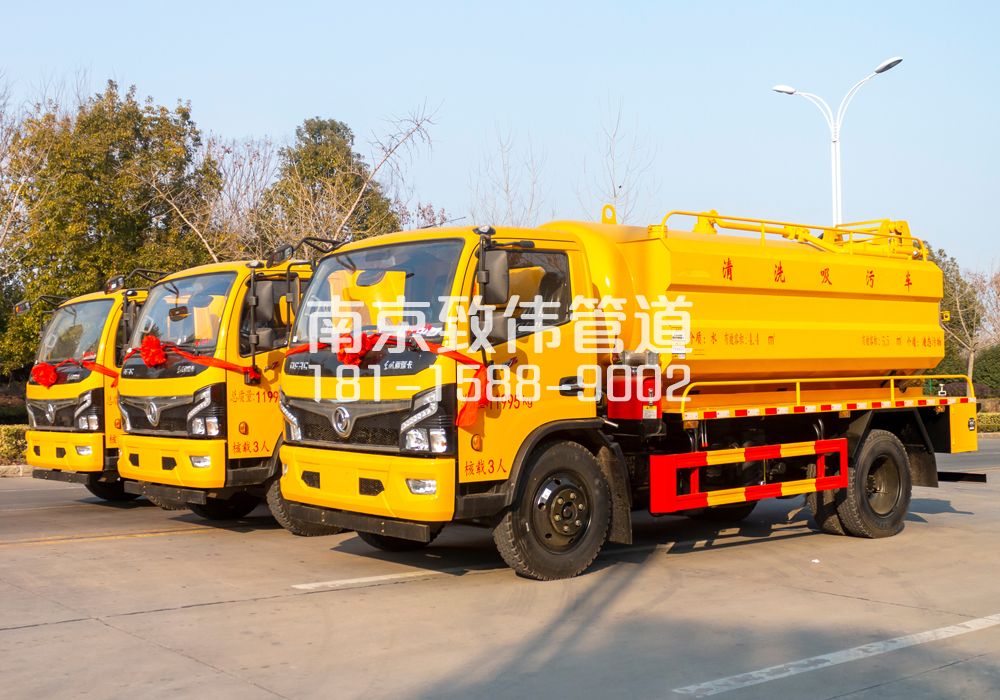 369兴卫村多利卡吸污车